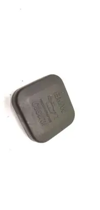 BMW 3 E46 Oil filler cap 11127509328 7509328