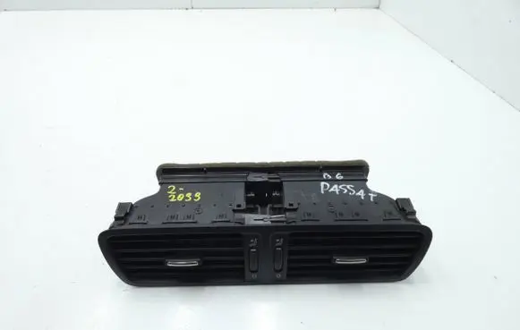 Volkswagen PASSAT B6 Dash center air vent grill 3C1819728F T0024386 P0108668