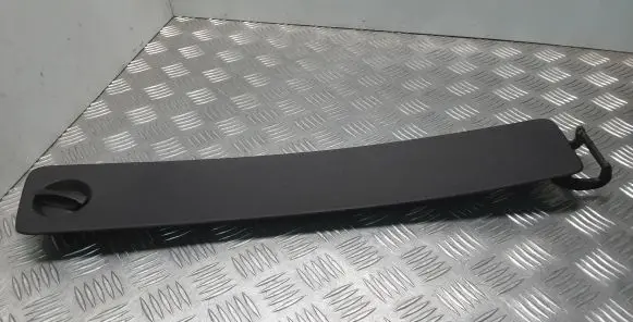 Volvo XC40 Tailgate emergency lock open trim 30747061