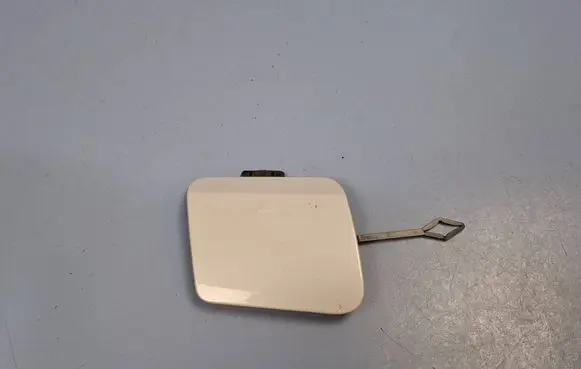 BMW 1 F40 Front tow hook cap/cover 51117459875