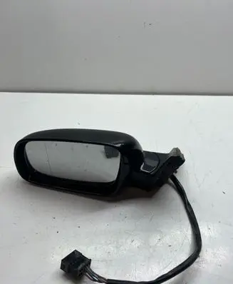 Volkswagen PASSAT B5 Front door electric wing mirror E1020479