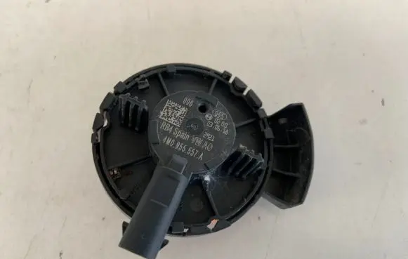 Audi A4 S4 B9 Airbag deployment crash/impact sensor 4M0955557A
