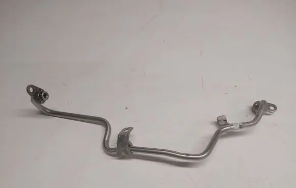 Volkswagen PASSAT B8 Turbo turbocharger oiling pipe/hose 04E145140E