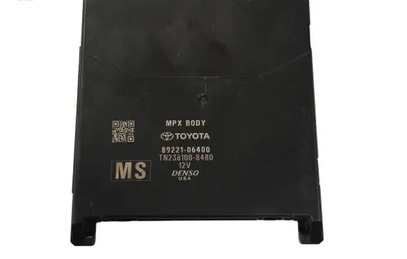 Toyota Camry VIII XV70 Comfort/convenience module 8922106400