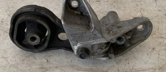 Mazda 2 Gearbox mounting bracket D65139011