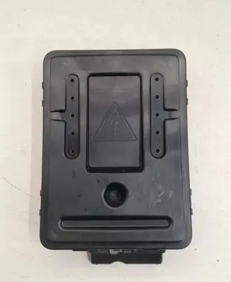 Renault Captur II Fuse box set 243806085R