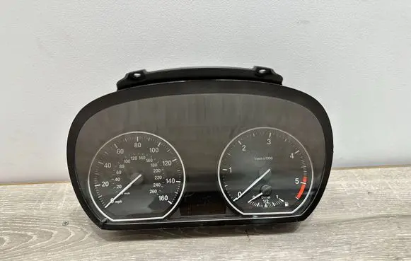 BMW 1 E81 E87 Speedometer (instrument cluster) 9166824 102498584