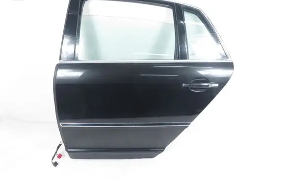 Volkswagen Phaeton Rear door 