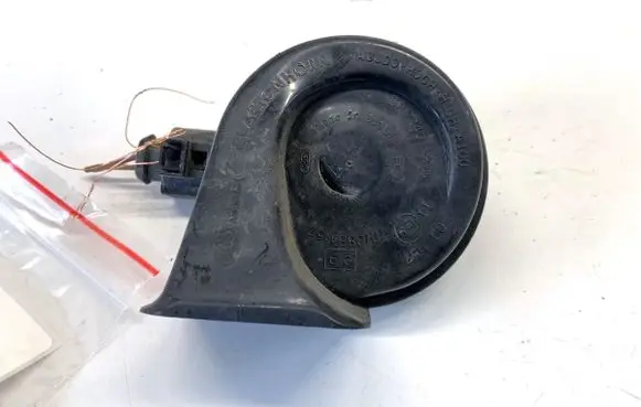 Audi A4 S4 B9 8W Horn signal 8W0951223