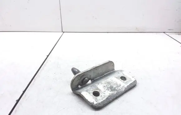Mercedes-Benz Sprinter W906 Loading door lock loop/hook striker A9067600077