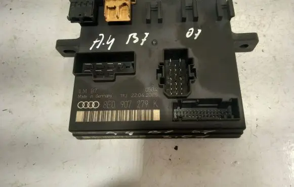 Audi A4 S4 B7 8E 8H Comfort/convenience module 8E0907279K