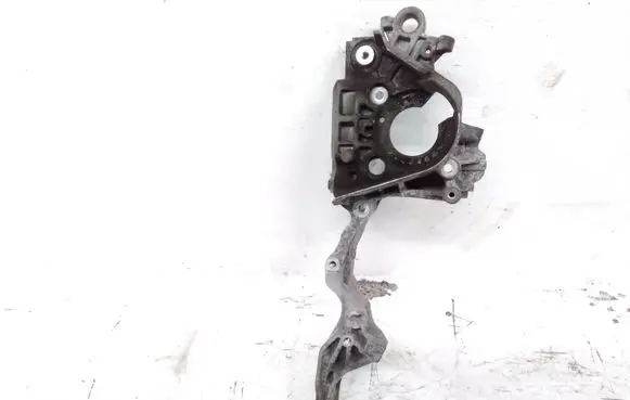 Volkswagen Caddy Generator/alternator bracket 04L903143B