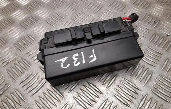 Nissan Leaf II (ZE1) Fuse box set 5SK0B