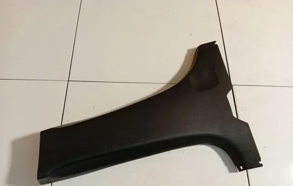 Nissan Primera (B) pillar trim (top) 76916AV700