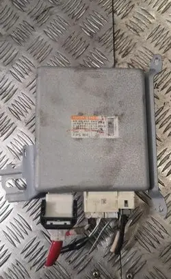 Toyota Avensis T270 Power steering control unit/module 6900001685