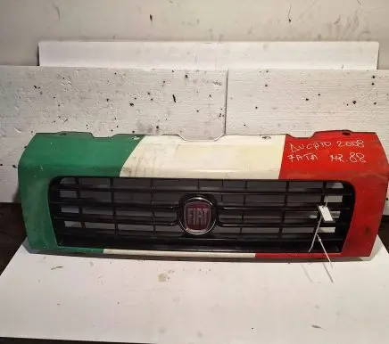Fiat Ducato Front bumper upper radiator grill