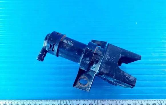 Toyota Land Cruiser (J100) Headlight washer spray nozzle 77730
