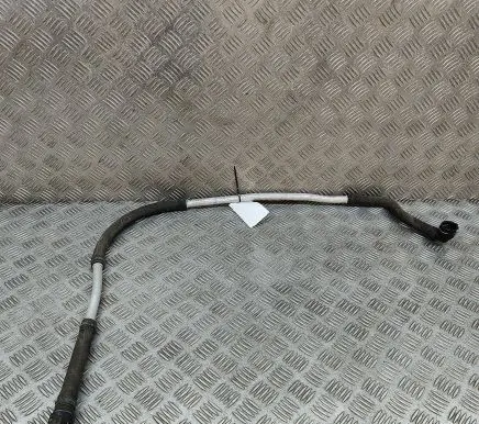 Volkswagen Golf VII Engine coolant pipe/hose 5Q0819885B 970354157237