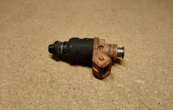 Audi A6 S6 C5 4B Fuel injector 078133551BL