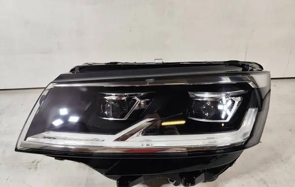 Volkswagen Multivan T6 Headlight/headlamp 7L1941035D 90199400