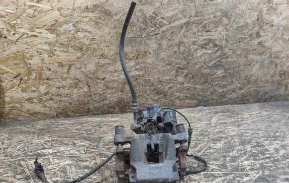 Land Rover Range Rover Velar Rear brake caliper