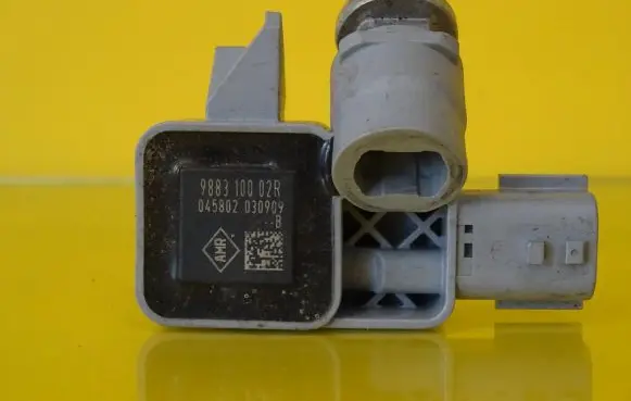 Renault Megane III Airbag deployment crash/impact sensor 988310002R
