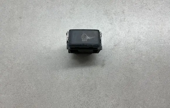 Nissan X-Trail T30 Headlight washer switch