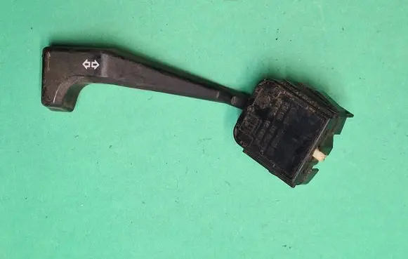 Opel Kadett D Indicator stalk 90069121 90181846 90221174