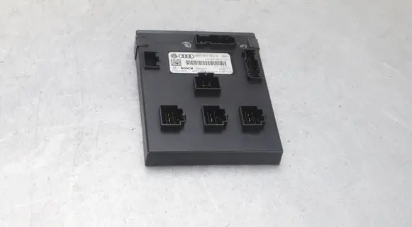 Audi A4 S4 B8 8K Comfort/convenience module 8K0907063K