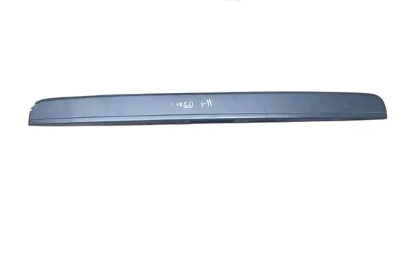 Hyundai H-1, Starex, Satellite Trunk door license plate light bar 