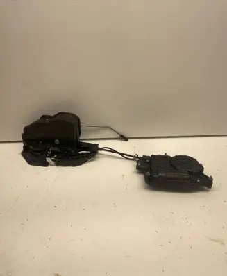 BMW 7 F01 F02 F03 F04 Rear door lock 4154309800 12H32