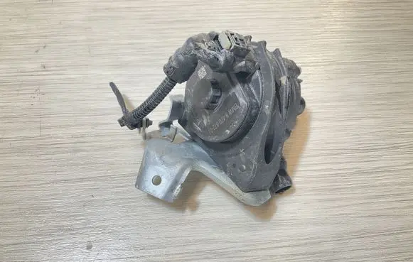 BMW 1 F40 Electric auxiliary coolant/water pump 9470972