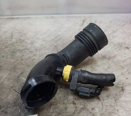 Citroen C4 II Air intake duct part 9683725080