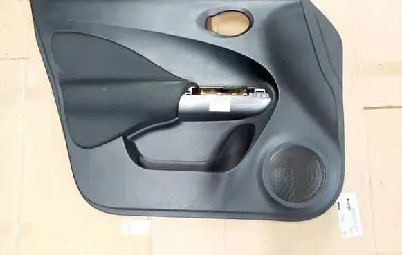 Nissan Juke I F15 Front door card panel trim
