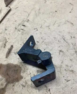 Audi A7 S7 4G Rear door lower hinge 4H0831401 03S