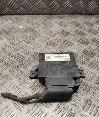 Volkswagen PASSAT B7 Voltage converter/converter module 3aa919041
