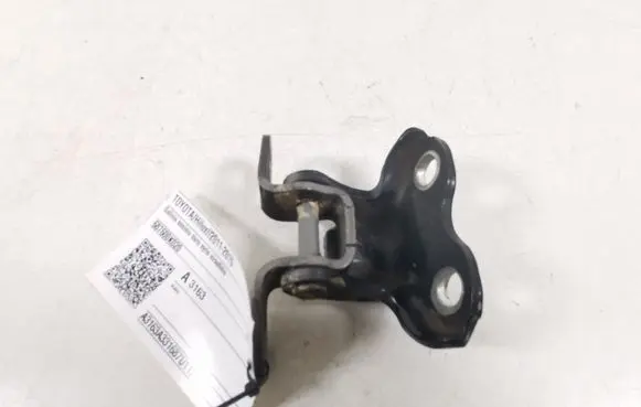 Toyota Hilux (AN10, AN20, AN30) Rear door upper hinge 687600K020
