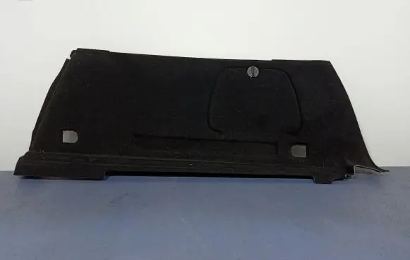 Bedford Astra Tailgate/boot cover trim set 39052364