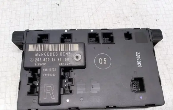 Mercedes-Benz C W203 Door control unit/module 2038201485