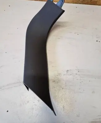 Toyota Avensis T270 Tailgate/boot cover trim set 6793705030