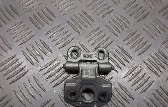 Mercedes-Benz E W210 Sliding door upper roller guide/hinge 