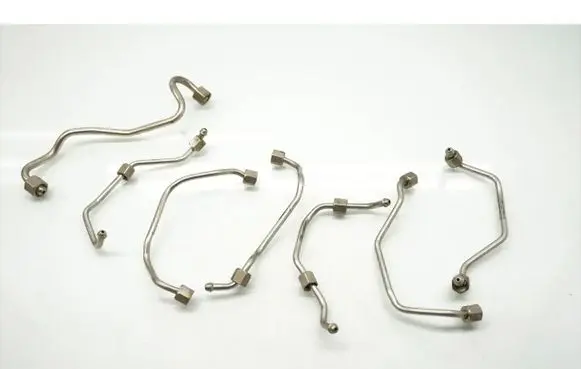 BMW 1 F20 F21 Fuel injector supply line/pipe 
