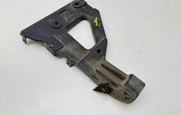 Audi A6 S6 C6 4F Fender mounting bracket 4F0807227 13672