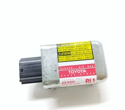 Toyota Prius (XW20) Airbag deployment crash/impact sensor 8986047040 1879000891