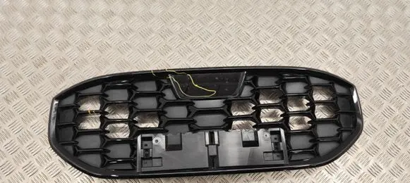 Suzuki Swift IV Front bumper upper radiator grill 7174170T0
