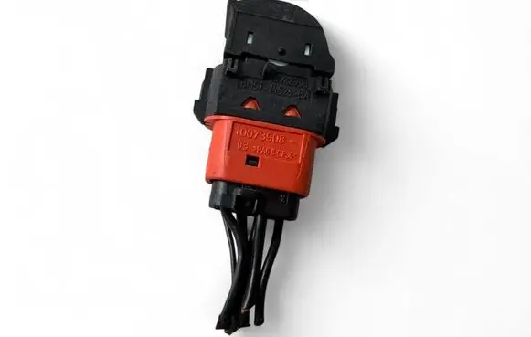 Ford Focus Electric window control switch 10073908