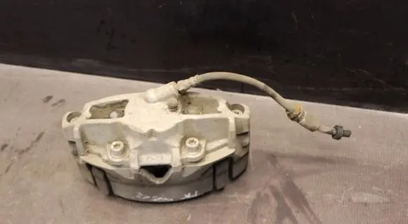 Volvo V60 Front brake caliper