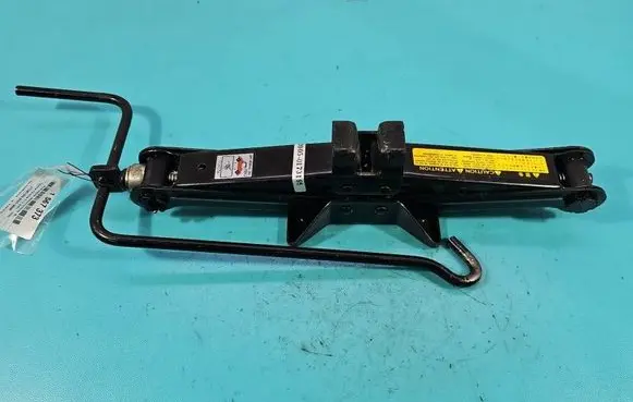 Toyota Corolla E120 E130 Lift Jack IMPRK1567373