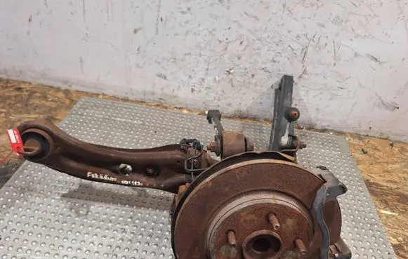 Fiat Freemont Rear wheel hub spindle/knuckle S17986107 68083245AE