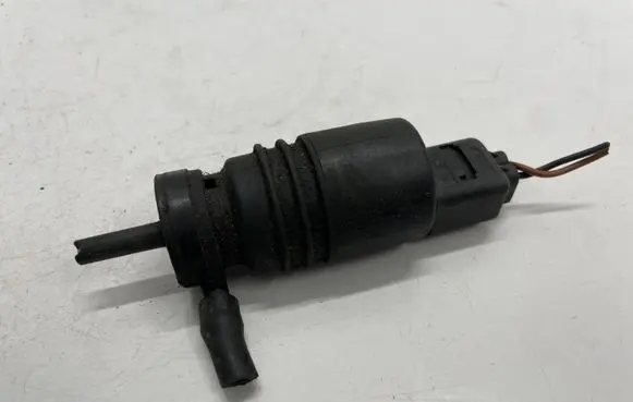 Audi A4 S4 B8 8K Windscreen/windshield washer pump 1T0955651